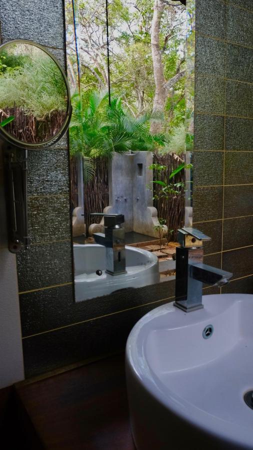 Mind Body And Soul Hotel Дамбула Екстериор снимка
