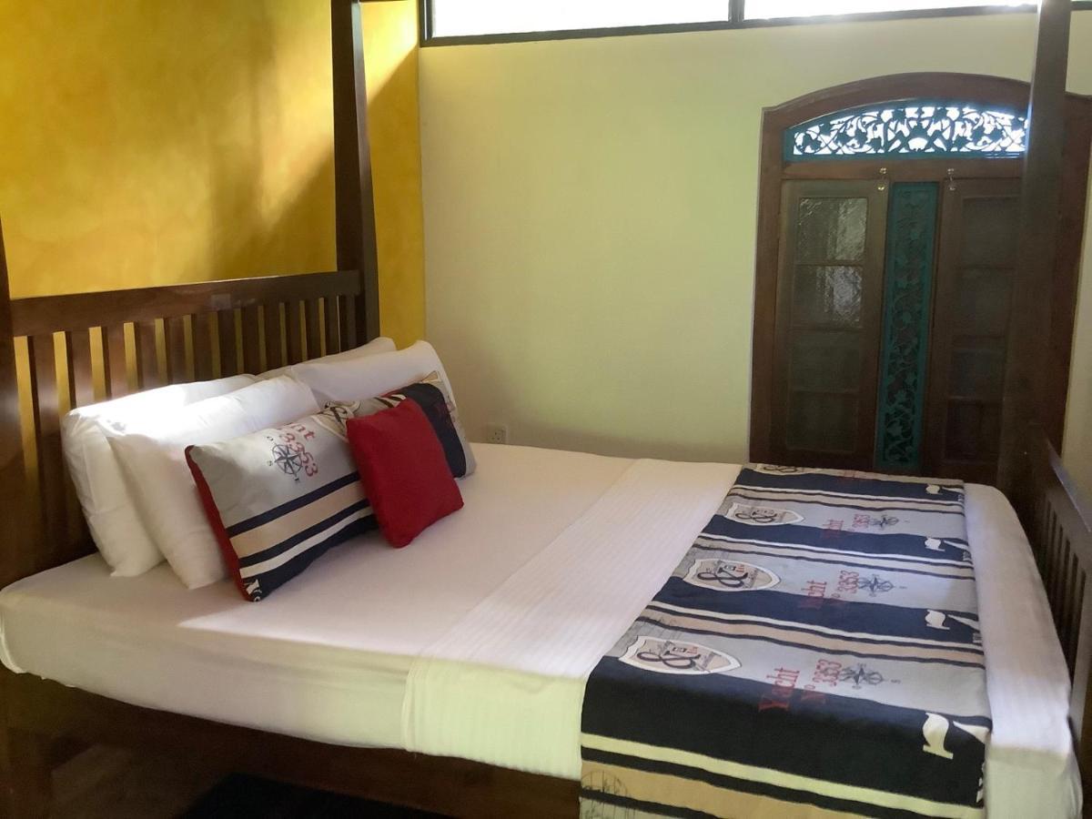 Mind Body And Soul Hotel Дамбула Екстериор снимка